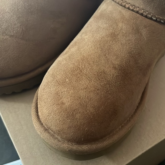 Ugg boots - Picture 9 of 13